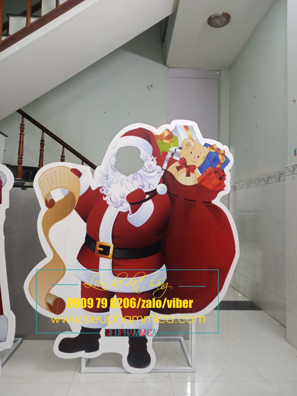 Standee mô hình standee diecut standee chụp ảnh #8 Standee mô hình standee diecut standee chụp ảnh